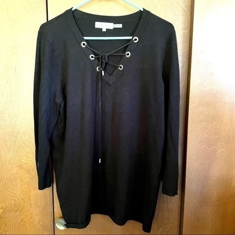 Calvin Klein Black Tunic Sweater wiGrommet Neckline, Tie. Zipper on Sleeves  XL